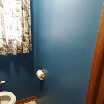 Half Bath Paint Project