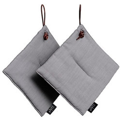 Contemporary Oven Mitts And Pot Holders by Pytt Living