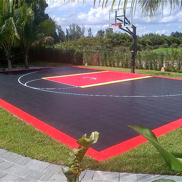 Backyard Home Court in Miami - SnapSports outdoor game court