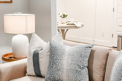Home design - transitional home design idea in Nashville
