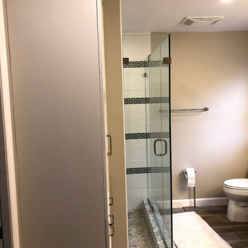 Bel Air Master and Hall Bath