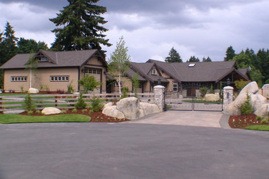 Example of a classic exterior home design in Seattle