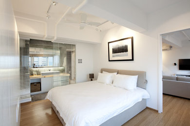 This is an example of a modern bedroom in Hong Kong.