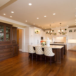 Mouser Cabinetry - Kitchen Cabinetry