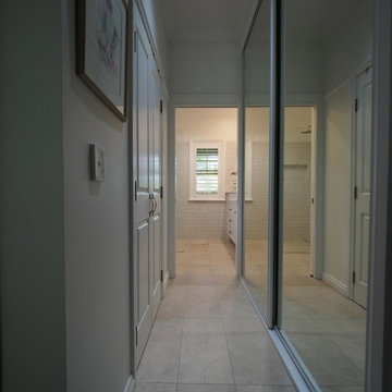 Pullenvale Cape Cod-Style Ensuite