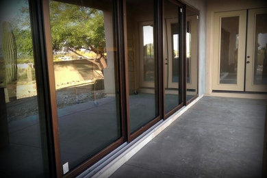 Example of an exterior home design in Phoenix