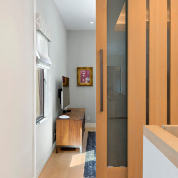 Menlo Park, CA - Contemporary Home