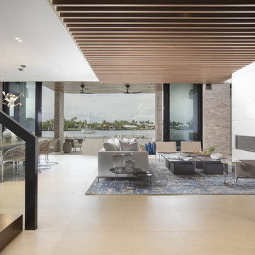 Contemporary Waterfront Elegance