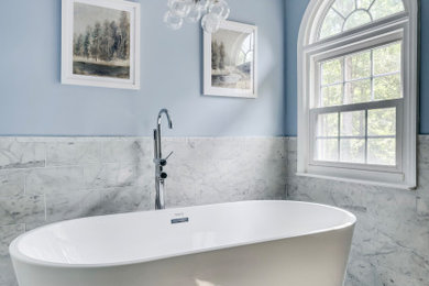 Bathroom - contemporary bathroom idea in Atlanta