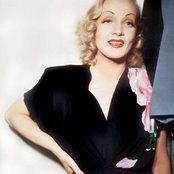 Maeve Moores foto