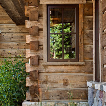 Holmgrove Cabin