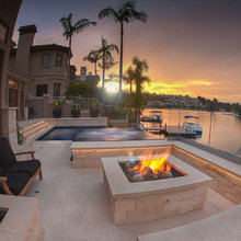 Pool/Outdoor