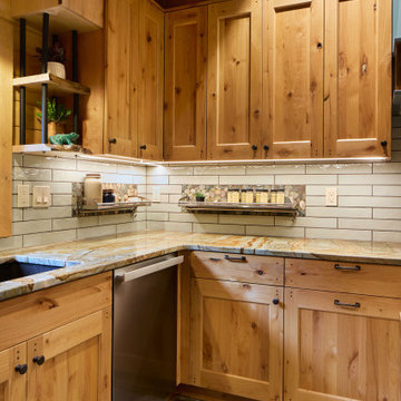 Rustic Elegance: A Cozy Cabin Kitchen Reimagined