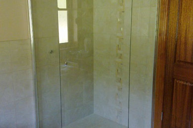 Semi Frame Shower screen