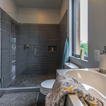 Modern Bathroom