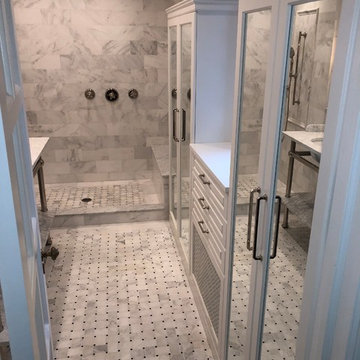 Silverman’s master bathroom