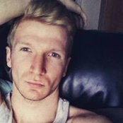 Adam Walkers foto