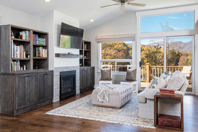 Example of a living room design in Other
