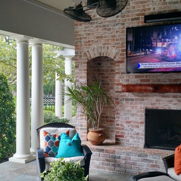 Houston Patio Retreat with TV and Sonos Sound