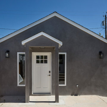 ADU - High ceiling guest unit in Burbank