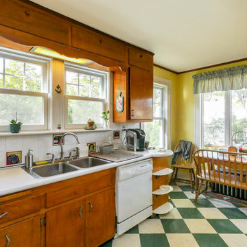 Retro-Styled Kitchen with New Windows - Renewal by Andersen NJ