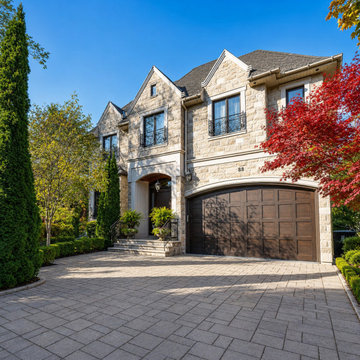 Beechwood Ave, North York, ON