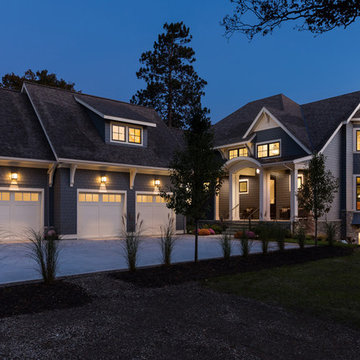 Distinctive Lakeside Architecture