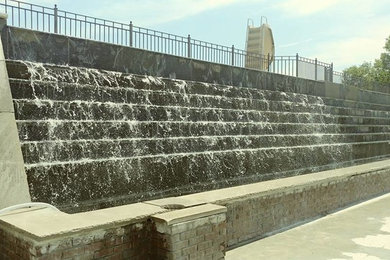 LARGE SCALE FOUNTAINS