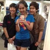 Peung Maneekran's photo