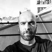 Foto di Simon Founekel