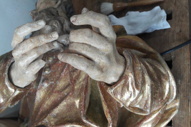 Restaurierung einer Heiligenfigur