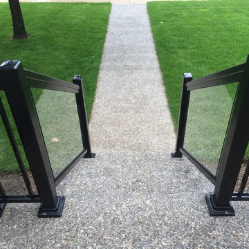 Aluminum and Glass Porch Railings - 110
