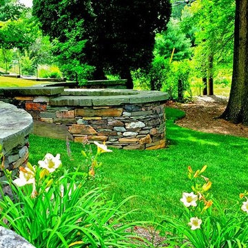 Unique Serpentine Walls