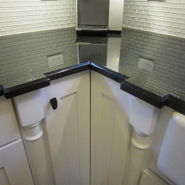 La Grange Park Beagle Kitchen