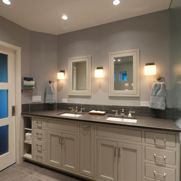 Master Bath with a Curve