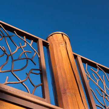 Snowy Elk Lodge | Porch Railing 2