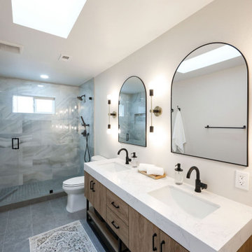 Master Bathroom - Transitional / Modern