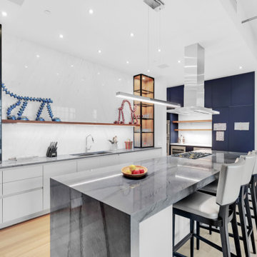 The Sky Lofts Tribeca | Centerpiece Kitchen