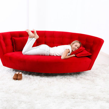 Lulu Chic Modern Sofa by Famaliving California