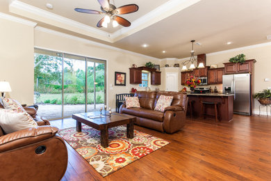 Example of a transitional kitchen design in Jacksonville