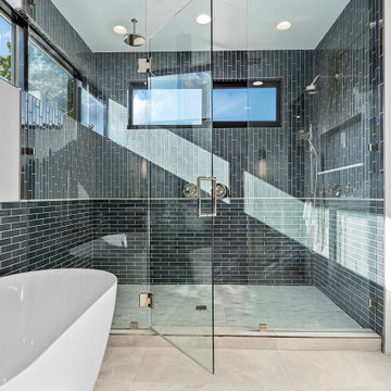FRAMELESS SHOWERS
