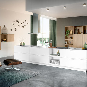 AV6000 - Matt lacquer door