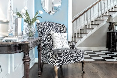 Inspiration for a timeless living room remodel in New York