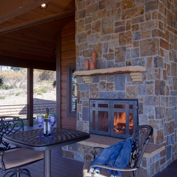 Rustic Mountain Guest Home