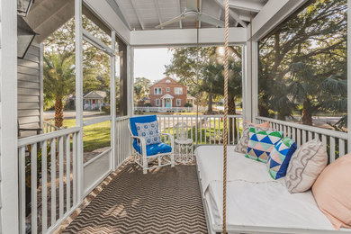 Beach style home design photo in Jacksonville