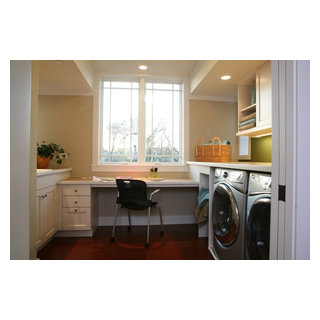 Libertyville Not So Big Showhouse - Traditional - Laundry Room ...