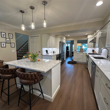 Beautifully Spacious Kitchen