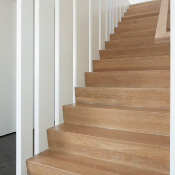 Modern Coastal Deck House