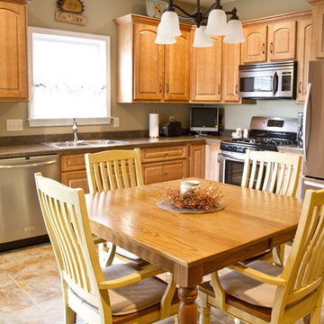 Saybrook Blvd Carriage Home