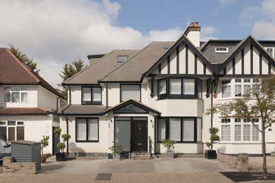 This is an example of a contemporary house exterior in London.
